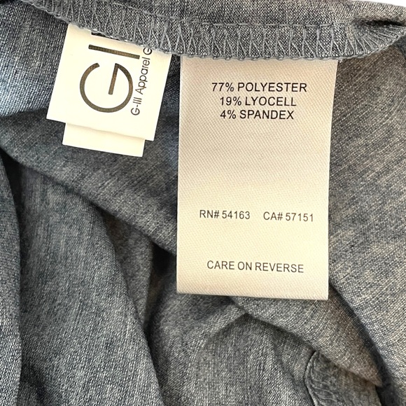 NWT NFL Fan Gear Woman’s New England Patriots Logo T-Shirt Size Large - Picture 15 of 16